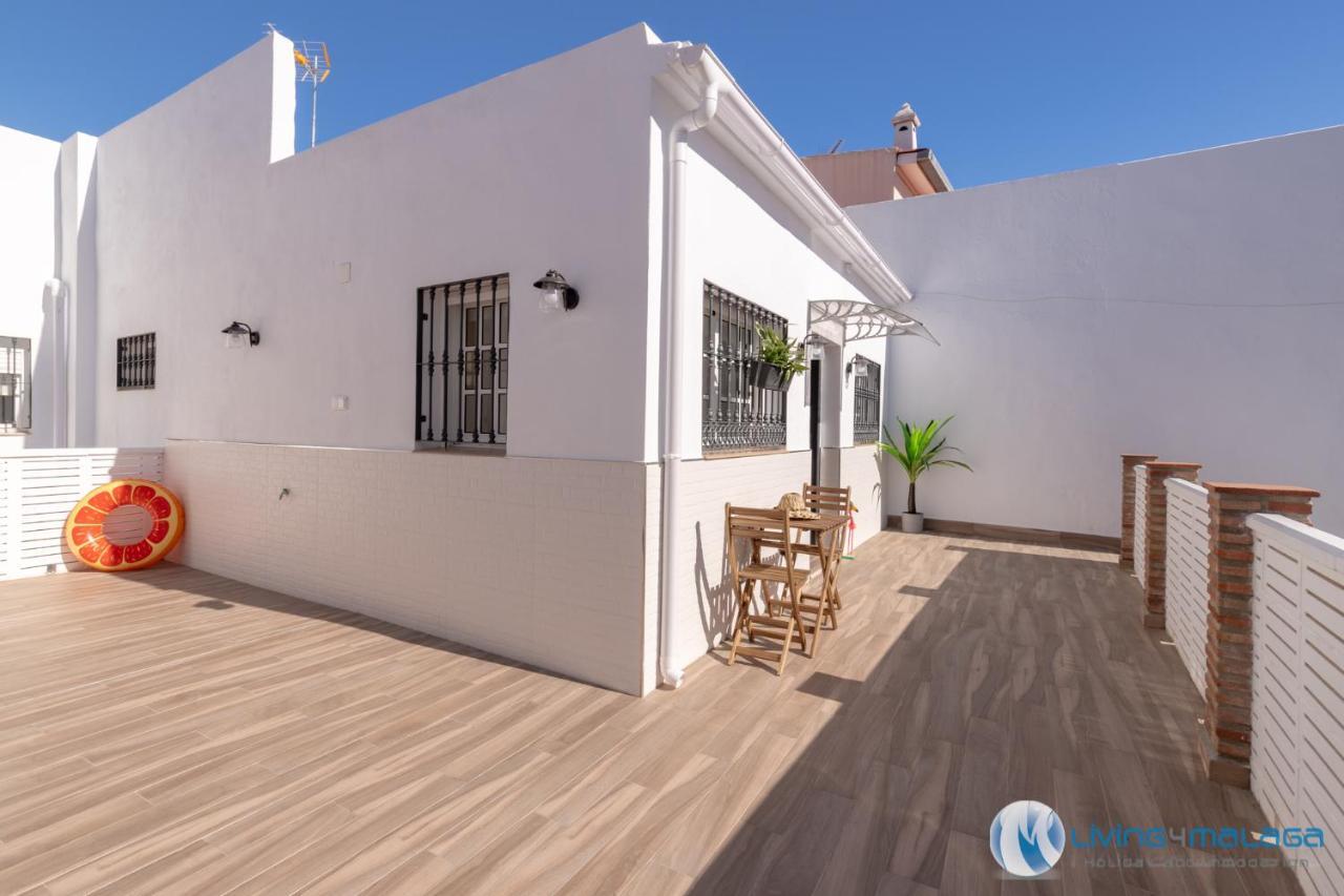 Living4Malaga Pedregalejo Beach Exterior photo